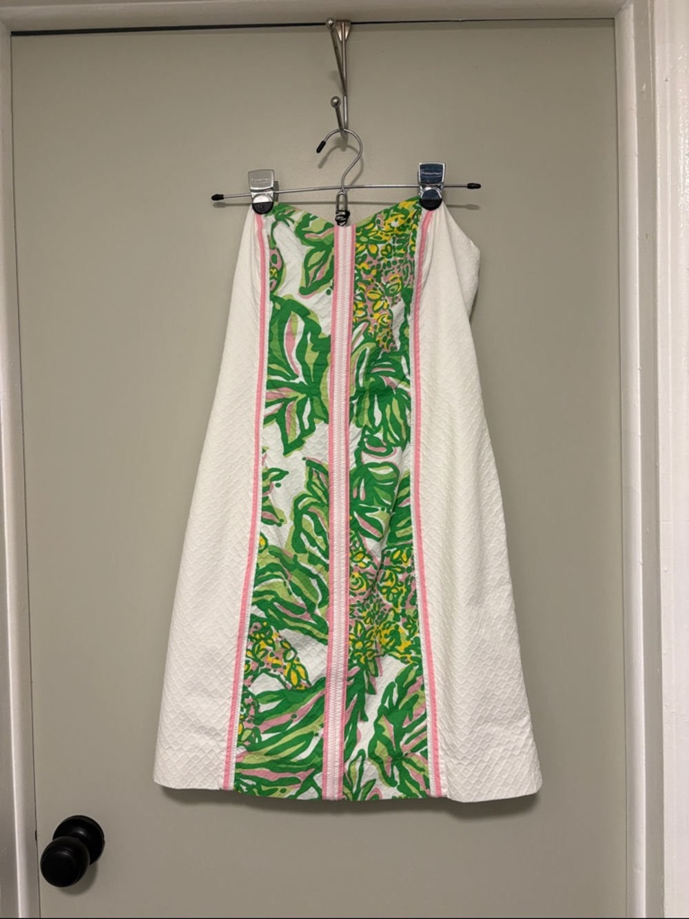 Lilly Pulitzer strapless dress. Size 4